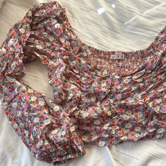 NWOT Billabong Top - Picture 2 of 4